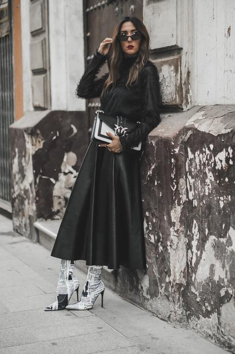 NEWSPAPER PRINT BOOTS - LOOKS PARA LA SEMANA (VIDEO) TOTAL LOOK ZARA