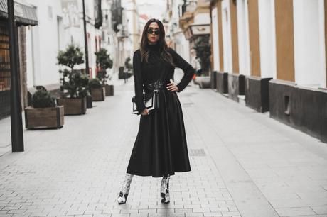 NEWSPAPER PRINT BOOTS - LOOKS PARA LA SEMANA (VIDEO) FALDA MIDI