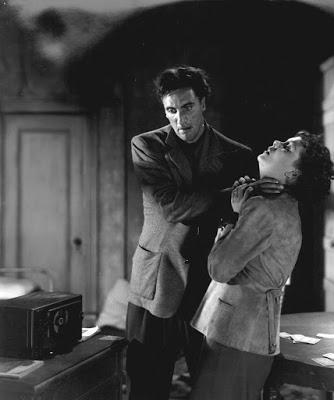 CIUDAD EN TINIEBLAS (OLA DE CRÍMENES) (CRIME WAVE) (USA, 1954) Policíaco, Thriller