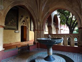 Lienzos de los milagros del claustro mudéjar del Real Monasterio de Santa María de Guadalupe: álbum fotográfico