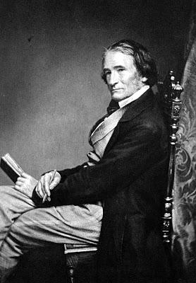 La decadencia de una época, sus apasionadas historias, la belleza sin clase y el Arte.