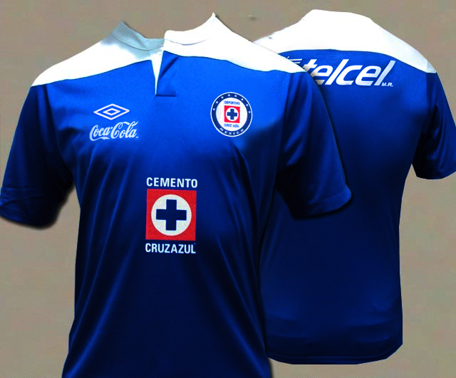 Ésta podría ser la nueva camiseta Umbro del Cruz Azul; temporada 2011-2012