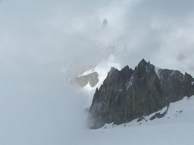 ALPES DOS CUATROMILES EN 15 HORAS DENT DU GEANT Y EL ROCHEFORT