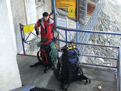 ALPES DOS CUATROMILES EN 15 HORAS DENT DU GEANT Y EL ROCHEFORT