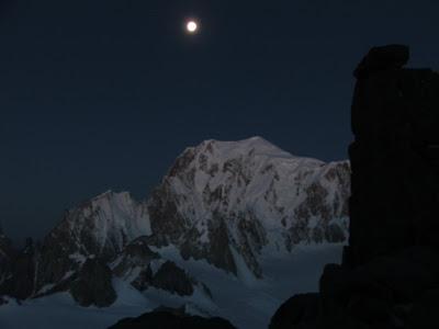 ALPES DOS CUATROMILES EN 15 HORAS DENT DU GEANT Y EL ROCHEFORT