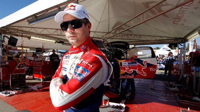 El traje de Sebastien Loeb será subastado a beneficio de Un Techo para mi País