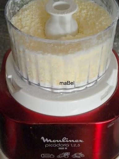 Tarta cremosa de manzanas y almendras ( GF )