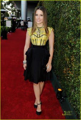 Sophia Bush de Zac Posen...