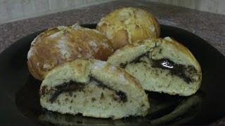 Bollitos rellenos de chocolate