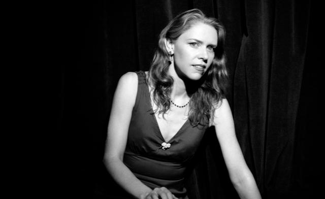 Gillian Welch at the Filmore Theater after their concert Gillian Welch at the Filmore Theater after their concert