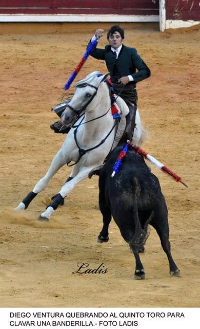 CORDOBA 7ª Y ULTIMA DE FERIA: LEONARDO HERNANDES SALE POR LA PUERTA GRANDE DE LOS CALIFAS