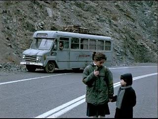 CINEFÓRUM DE SOBREMESA (porque el cine nos alimenta...)Hoy: Paisaje en la niebla, (Theo Angelopoulos, 1988)