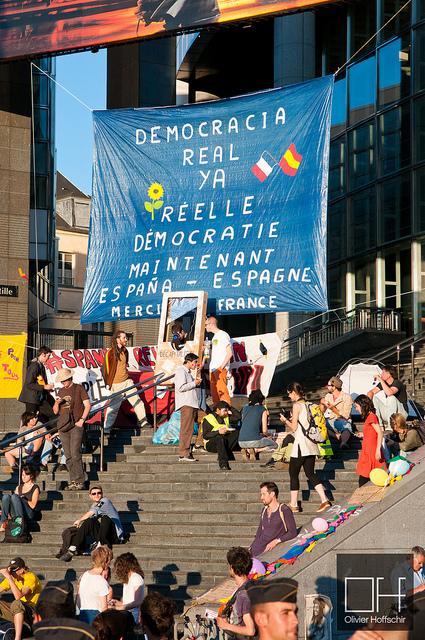 Los indignados de París desalojados por la policía