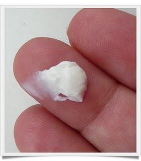 CREMA REPARADORA DE MANOS DE CARLA DE BULGARIA.