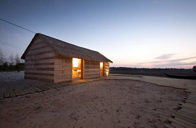 Poblado junto al mar