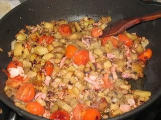 Quiche de berenjenas con bacón y pimientos del cristal