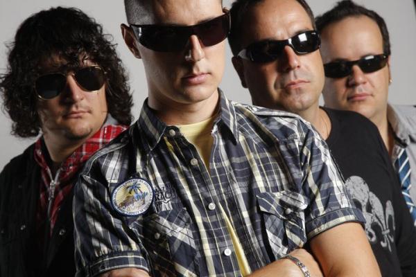 Último concierto de La Duda‏ en Fnac Parquesur (Leganés)