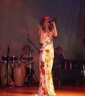 Maruja Muci-Tiempos Modernos