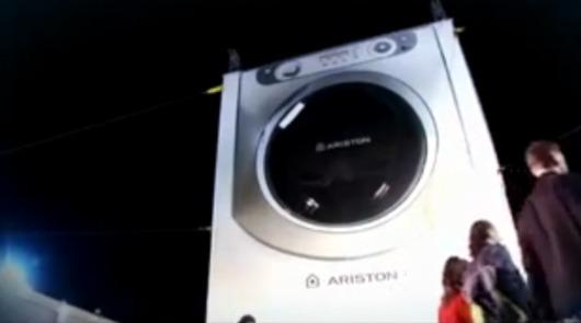 ¿Y si pudieras meterte dentro de la lavadora?