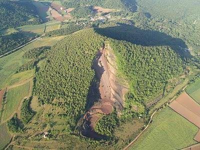 Vuelo entre volcanes