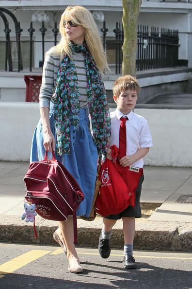 Claudia Schiffer - Claudia Schiffer Walks with Her Son