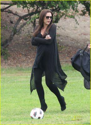 Victoria Beckham: Black Colour...
