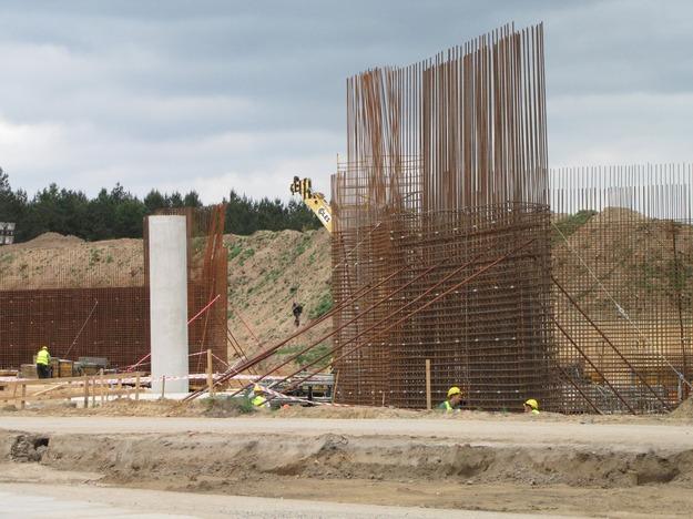 Infraestructuras: peores, más caras y con retraso