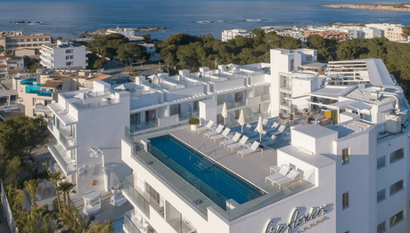 7 Lugares Baratos Donde Alojarse En Formentera, Ibiza. Mejores Hoteles. Five Flowers Hotel & Spa Formentera