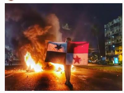 Protestas en contra de las reformas a la constitución en Panamá