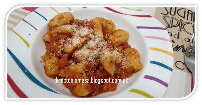 Ñoquis con salsa de tomate