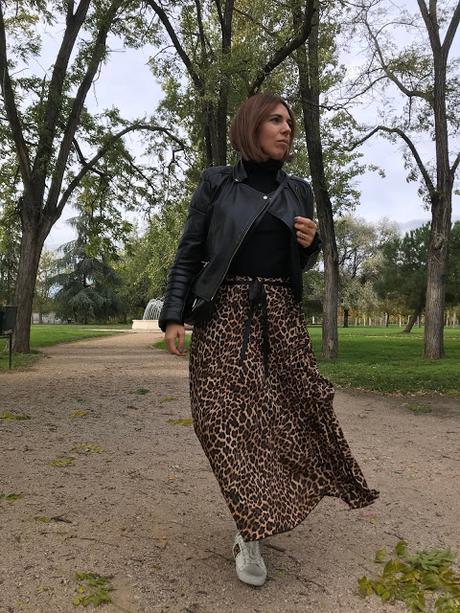 TURTLE NECK.- TURTLE NECK.-