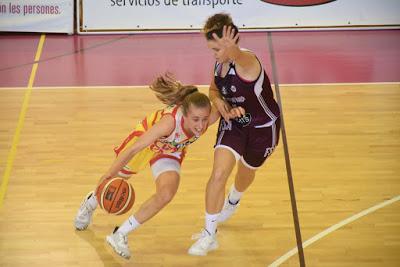 Galería de emociones del Bàsquet Femení Sant Adrià-GEiEG Uni Girona (Liga Femenina 2)