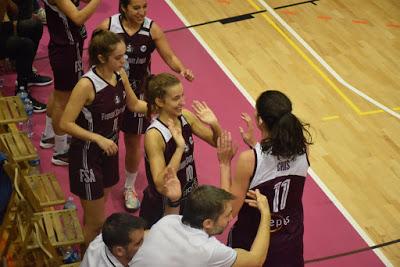 Galería de emociones del Bàsquet Femení Sant Adrià-GEiEG Uni Girona (Liga Femenina 2)