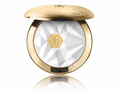 Este Otoño Apuesta por el Glow y un Cutis Rejuvenecido con la Colección de Maquillaje Otoño 2019 de Guerlain guerlain-parure-gold-setting-powder