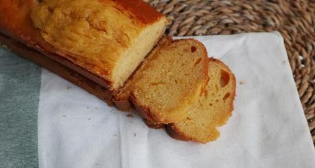 Cómo hacer bizcocho fácil con Mambo