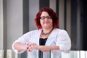 Kameron Hurley: La brigada de luz