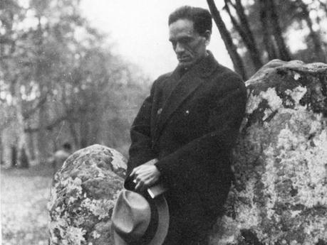 Laurie Lomask sobre Vallejo: “¿Qué hacemos con esta monstruosidad?” Laurie Lomask sobre Vallejo: “¿Qué hacemos con esta monstruosidad?”