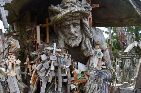 CRÓNICAS BÁLTICAS: COLINA DE LAS CRUCES (DIÓGENES ESTUVO AQUÍ)