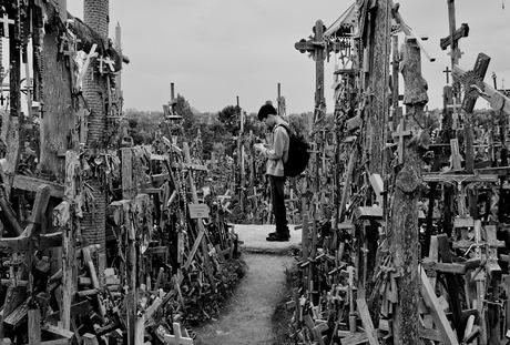 CRÓNICAS BÁLTICAS: COLINA DE LAS CRUCES (DIÓGENES ESTUVO AQUÍ)