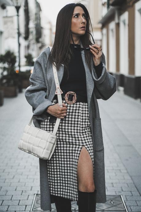 ESENCIALES PARA OTOÑO: ABRIGO GRIS + CÓMO ELEGIR ABRIGO SEGÚN TU CUERPO looks con abrigos de temporada