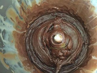 TURRÓN DE CHOCOLATE CON NUECES EN THERMOMIX Y TRADICIONAL TURRÓN DE CHOCOLATE CON NUECES EN THERMOMIX Y TRADICIONAL