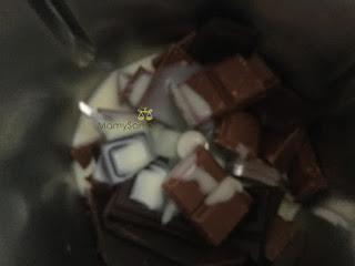 TURRÓN DE CHOCOLATE CON NUECES  EN THERMOMIX Y TRADICIONAL