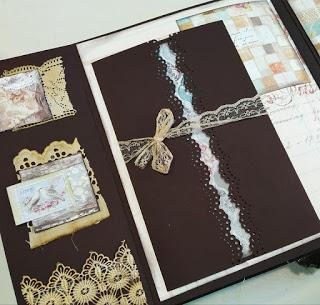 NUEVO ALBUM CON ASPECTO DE LIBRO