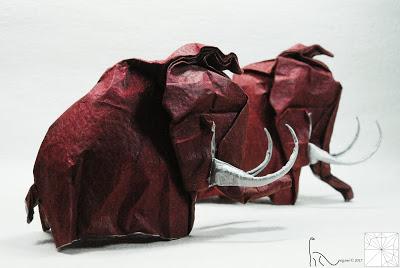 El origami antediluviano de Adam Tran