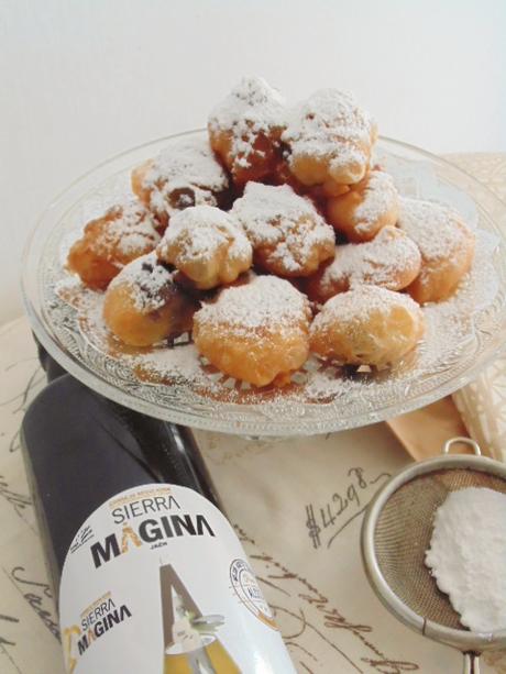 Buñuelos de viento con chocolate y aove & Mi experiencia en el IV Aovetrip Buñuelos de viento con chocolate y aove & Mi experiencia en el IV Aovetrip