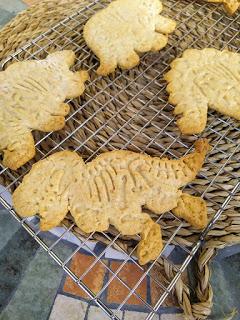 Galletas dinosaurio veganas sin gluten