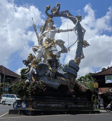 Estatua de Arjuna en Ubud