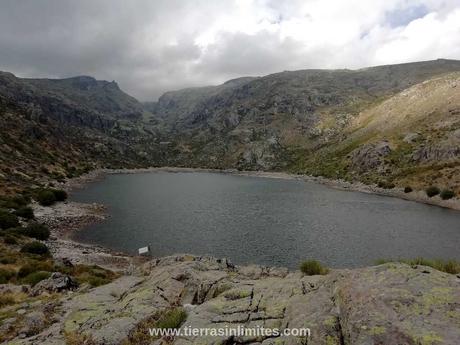 Ruta a la laguna del Duque, la más grande de Gredos