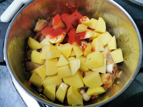 Patatas con boletus | Receta casera