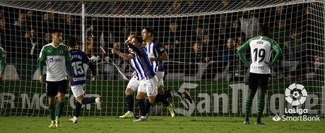 La Ponferradina pierde la oportunidad de traer tres puntos de “El sardinero”